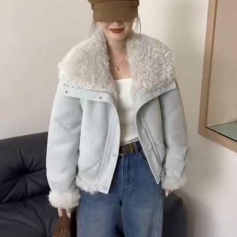 

Женское роскошное пальто из овечьей шерсти - Зимняя коллекция 2024: Плотная, Теплая, Смесь Выделанной Кожи и Меха One size