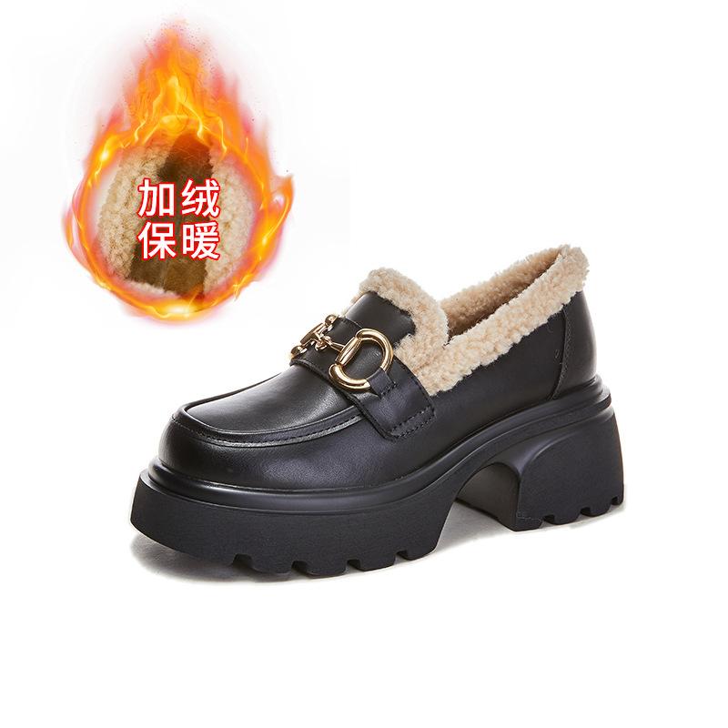 Leather women's winter new women's fashion versatile thick heel single shoes velvet warm women's shoes