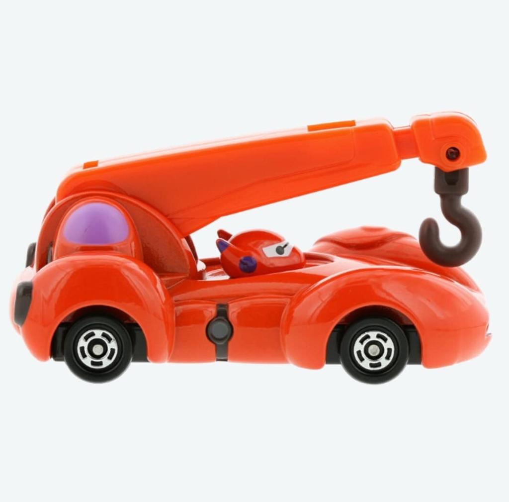 Big Hero 2.0 Crane Tomica Tokyo Disney Resort Exclusive Disney Vehicle Collection