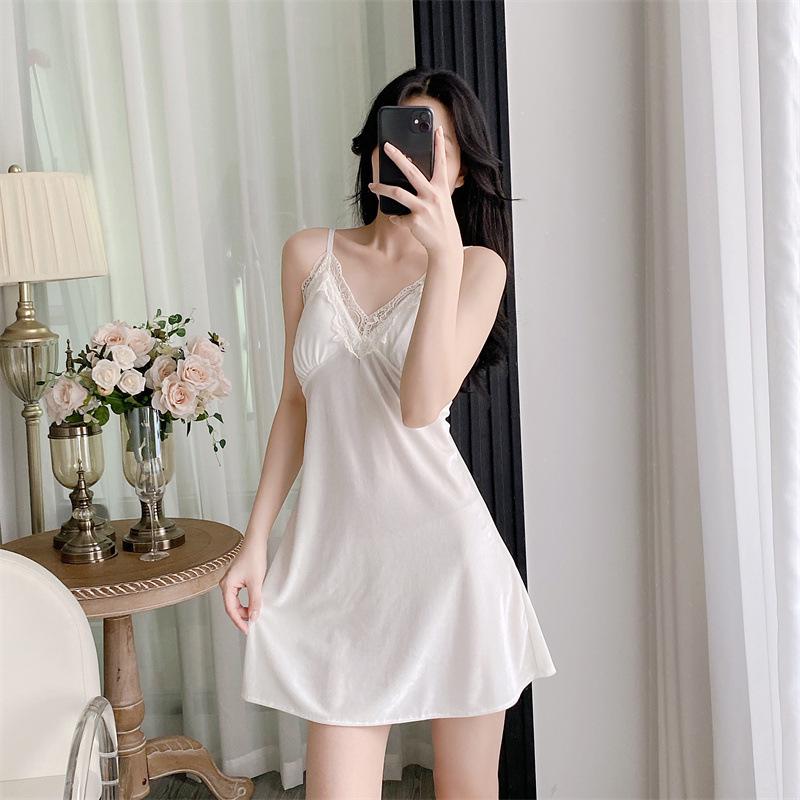 

Комплект ночной сорочки и халата из золотого бархатного кружева - Женская осенне-зимняя пижама из двух предметов M (40-50 kg)