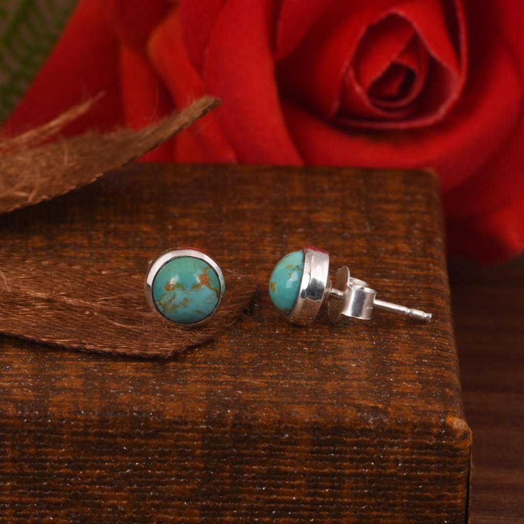 Natural Kingman Turquoise Hammered Stud Earrings.