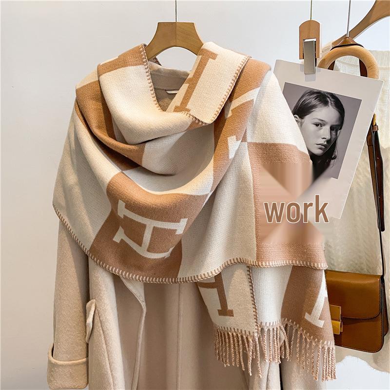 Dual-Sided Letter Print Winter Scarf - Trendy Warm Gift for Women