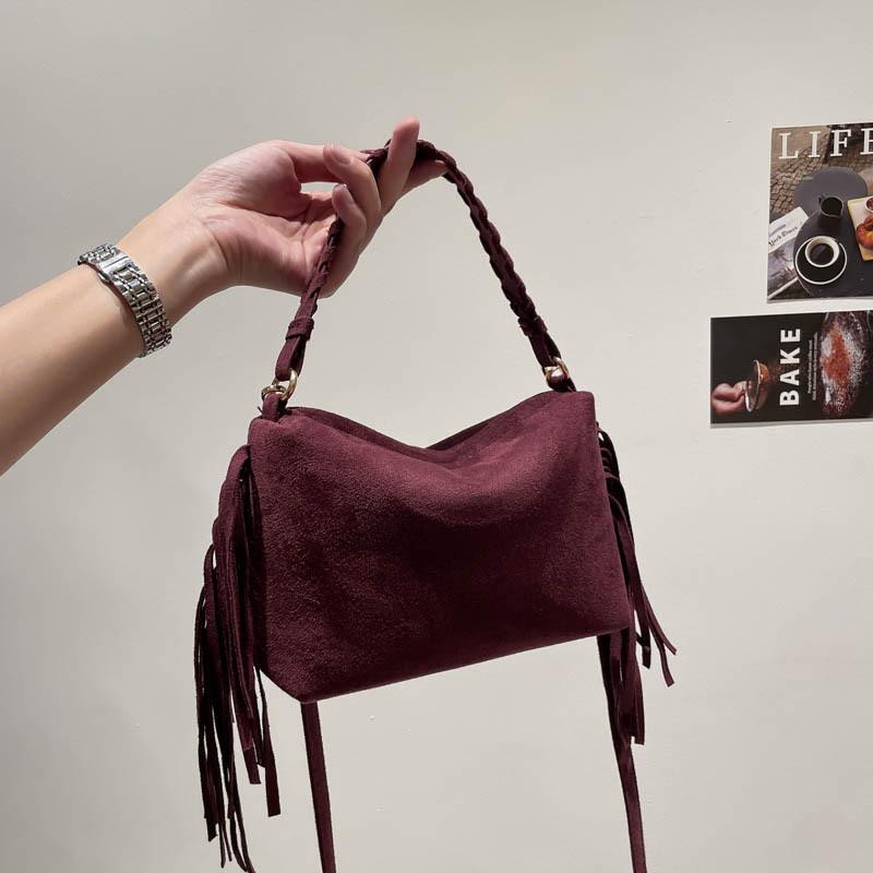 

Vintage Matte leather Women Saddle Crossbody Bags small Tassel Shoulder Bag for Ladies handbg femal phes Messenger Bag червоний