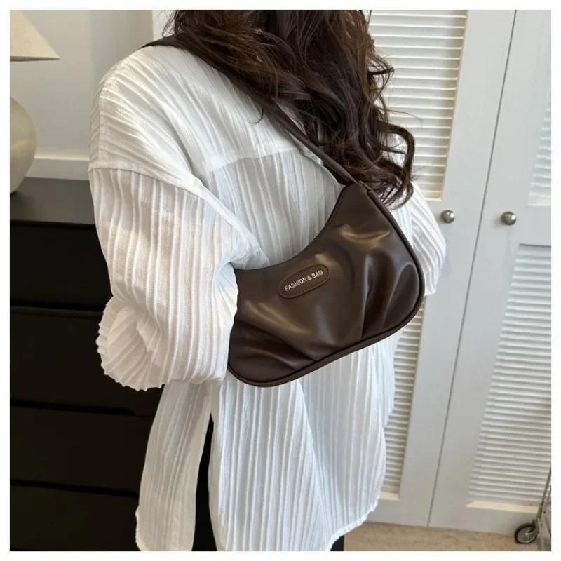 Women Solid Color PU Crescent Crossbody Bag Zipper Closure N-Detachable Strap Carry Phe Lipstick Wallet Compact Essentials