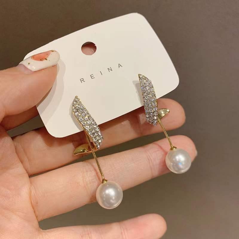 New Fashion Korean Oversized White Pearl Drop Earrings for Women Girls Bohemian Golden Round Zircon Wedding Earring Jewelry Gift