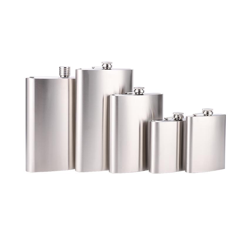 Portable Large Capacity Metal Hip Flask for Outdoor Travel