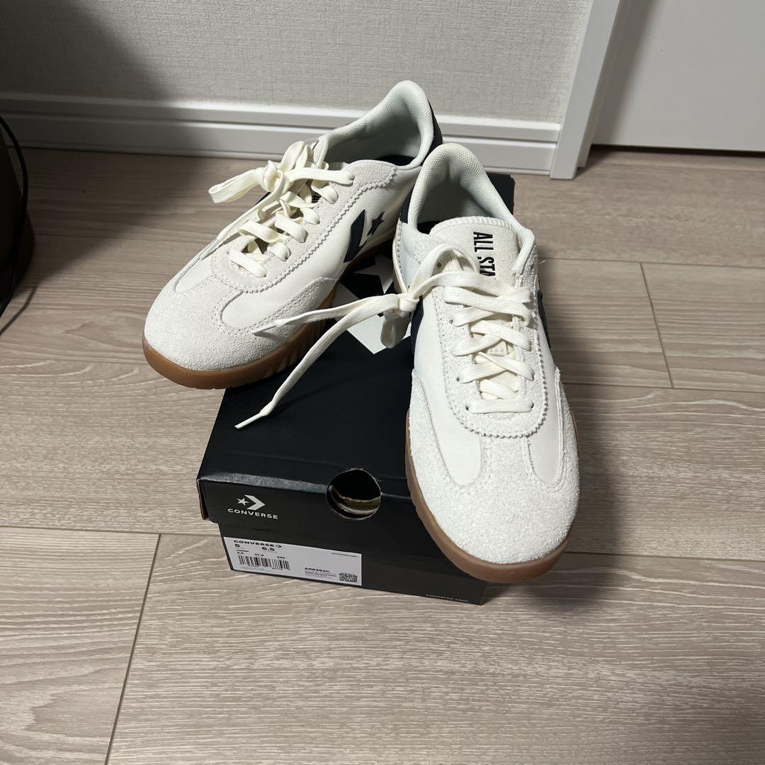 

[USED] Converse Runster White