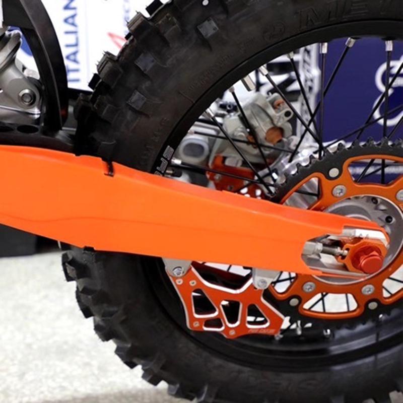 Protector pentru braț oscilant pentru motociclete, potrivit pentru motociclete Dirt 125 200 250 350 450 500 EXC XCW EXC-F XCW-F 300EXC