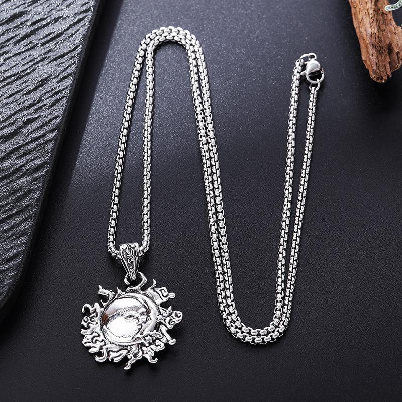 Sun and Moon Embrace Retro Trendy Jewelry Pendant Necklace