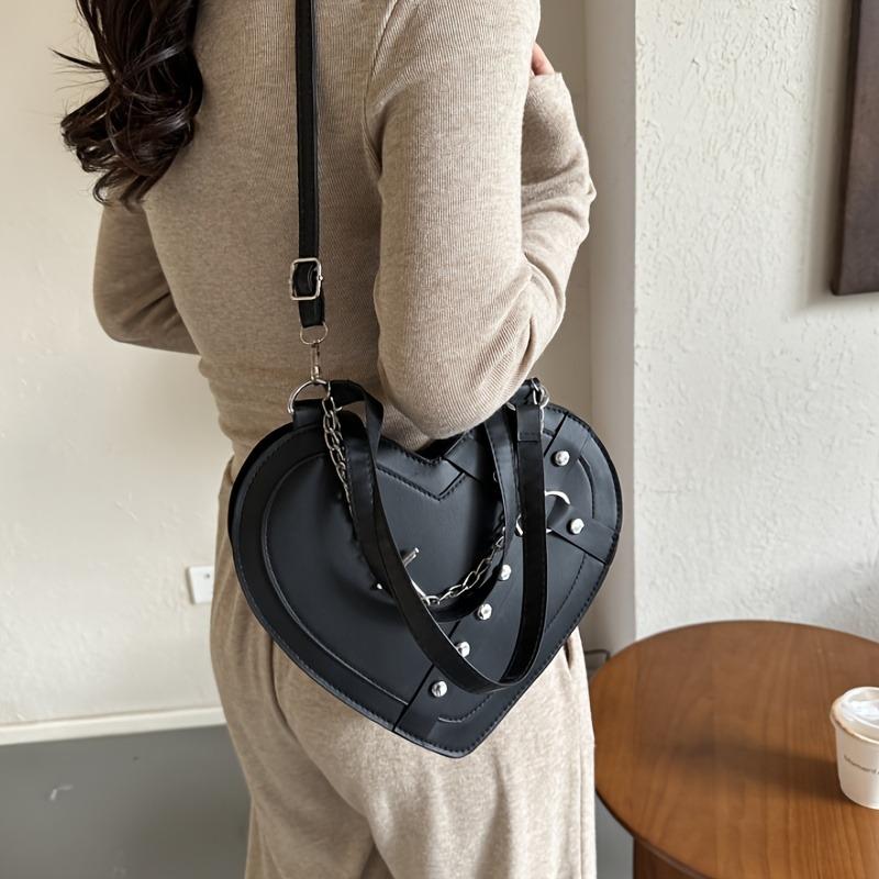 Heart-Shaped Bag with Punk Chain, Casual And Stylish, Perfect for Trendy