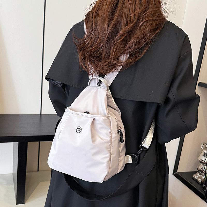 New fashionable women's washed cloth backpack, light and simple breast bag, versatile travel large-capacity commuter bag
