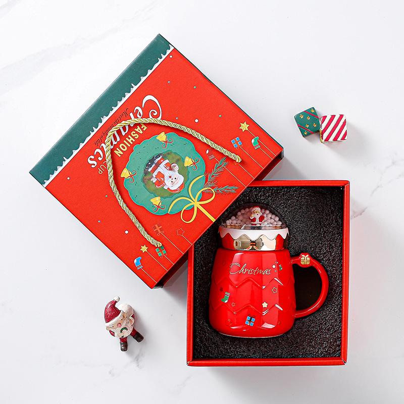 Santa Claus Ceramic Coffee Mug with Creative Snow Globe Lid Afternoon Tea Flower Tea Cup Home Breakfast Milk Mug Christmas Gift