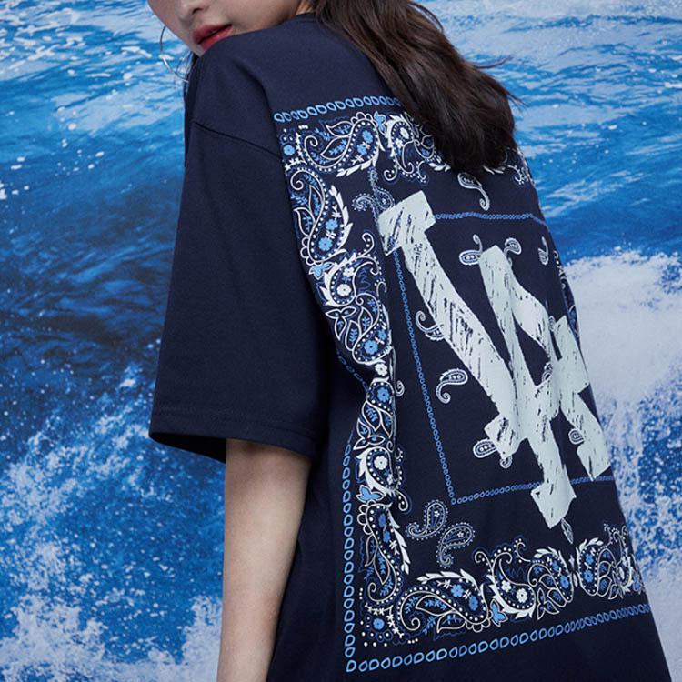 MLB Basic Logo Cashew Flower Series Printed Loose Casual Fashion Round Neck Short Sleeve T-Shirt Unisex Tops Navy-Blue 31TSHP131-07N