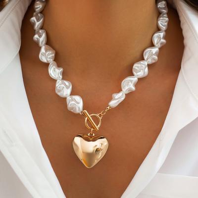 Bohemia Baroque Imitation Pearl Nceklace for Women Heart Shaped OT Buckle Pendant Jewelry Accessories