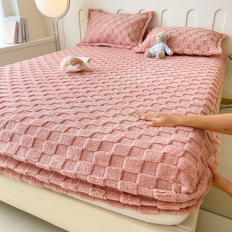 Modern Home Embossed Mattress Protector Bed Sheet Pillowcase Set Antiallergic Thickened Mattress Cover Grid-shaped Bed Cover