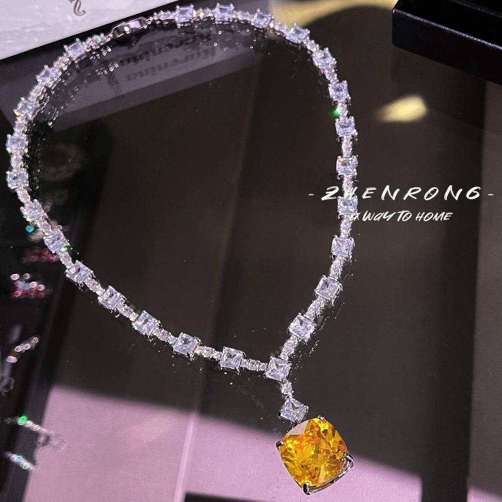 

Luxury Square Cut Zircon Yellow Diamond Necklace Bridal Wedding Jewelry Accessories for Women