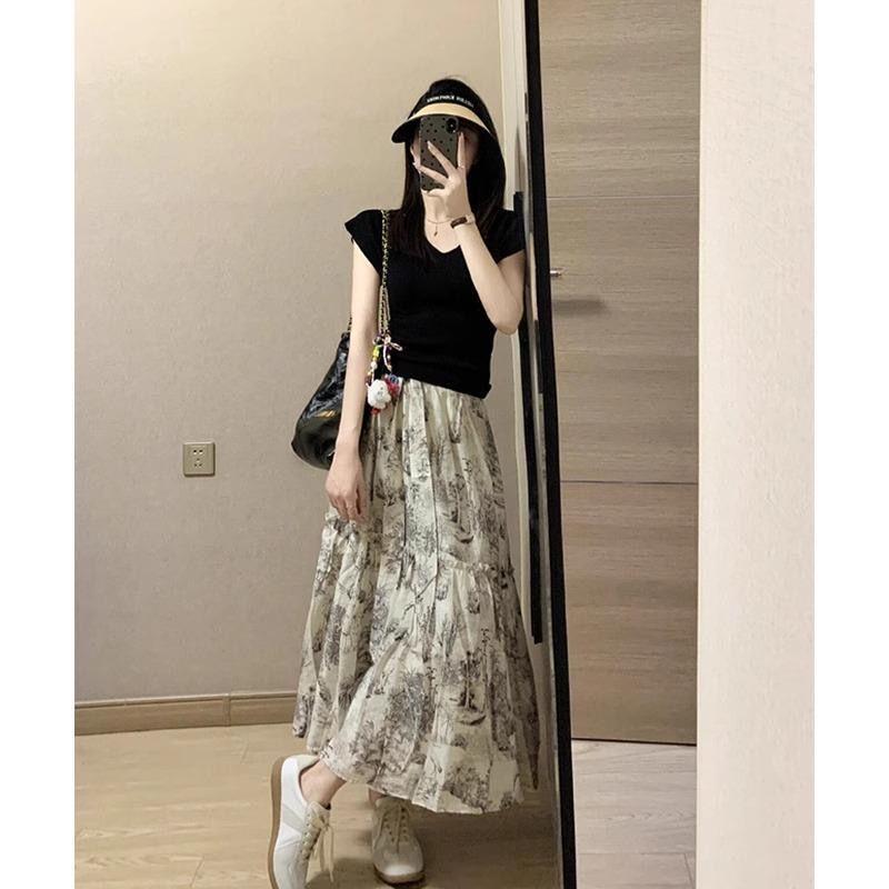 

Plus Size Women s Chinese Style V-neck T-shirt & Ink Print Skirt Set 2XL [Recommended 140-160 jin]