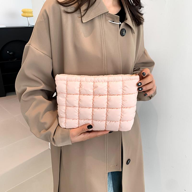 Fashionable Pleated Travel Makeup Bag Korean Style Casual Clutch For Women