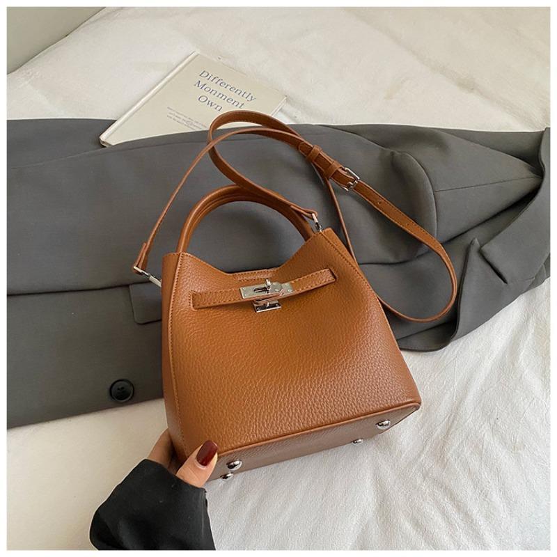 

High-end Handbag, Single-shoulder Bag, Commuting Crossbody Bag for Work, Fashionable and Simple Bucket Bag without pendant коричневий