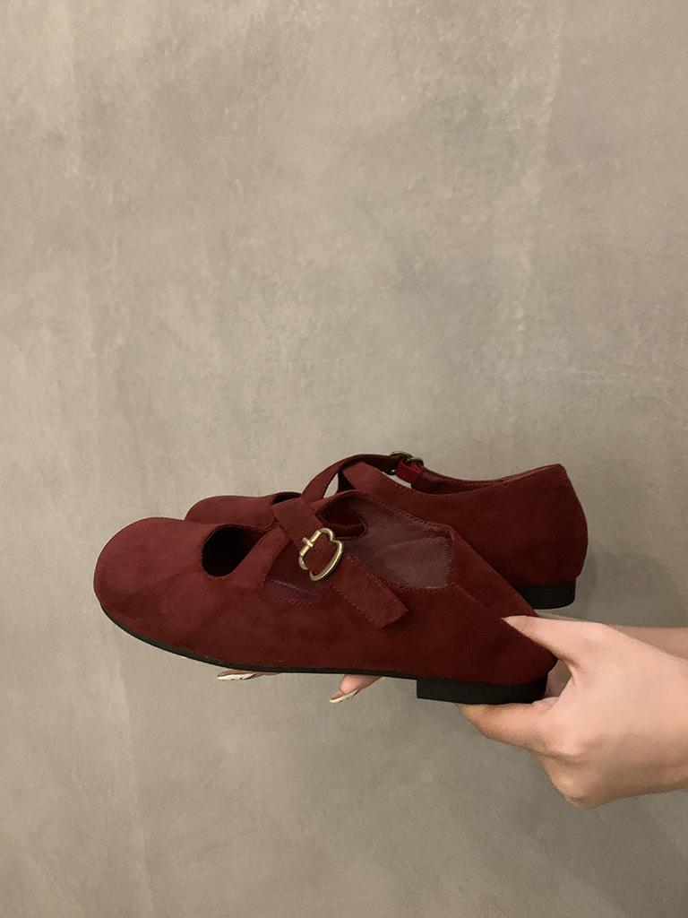 Inner height increase cross buckle retro shallow mouth single shoes women's 2024 autumn new leopard print fashion versatile Mary Jane shoes