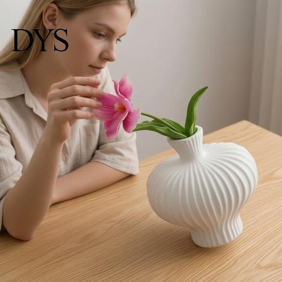 Maintenance-Free Artificial Flowers Opening Tulip with Stem, Realistic Fake Flower, Faux Bendable Stem Floral Arrangement Bloom for Wedding Party Home