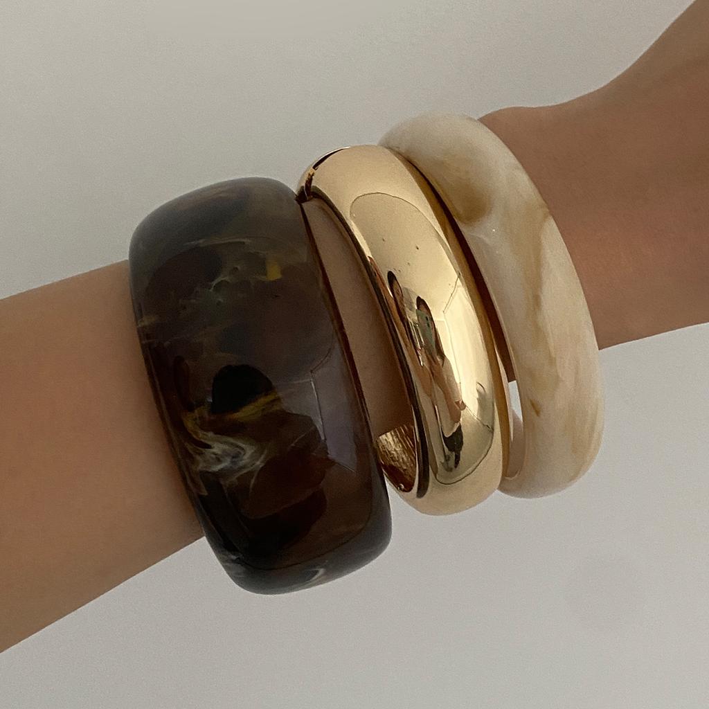 Ins Exaggerated Irregular Gradient Faceted Wide Bracelet Geometric Metal Spring Bracelet for Women