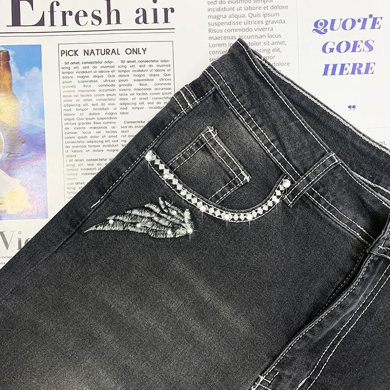 Damenjeans mit Streetstyle-Strasssteinen, dehnbar, schmal geschnitten, besticktes Totenkopf-Design, gerade Hosenbeine