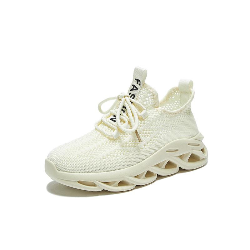Flying Shoes New Summer Student Sports Shoes Breathable Fitness Running and Casual Street Photography