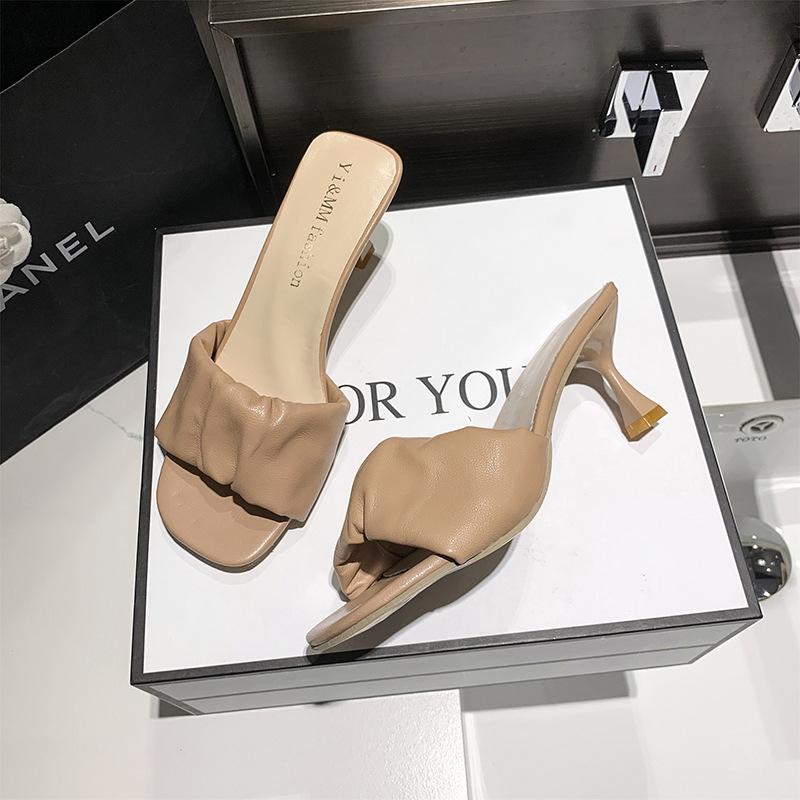 French Square Head Thick Heel Slippers Women's Outer Wear 2025 Summer New Fashion Versatile Pleated Word with Cool Slippers