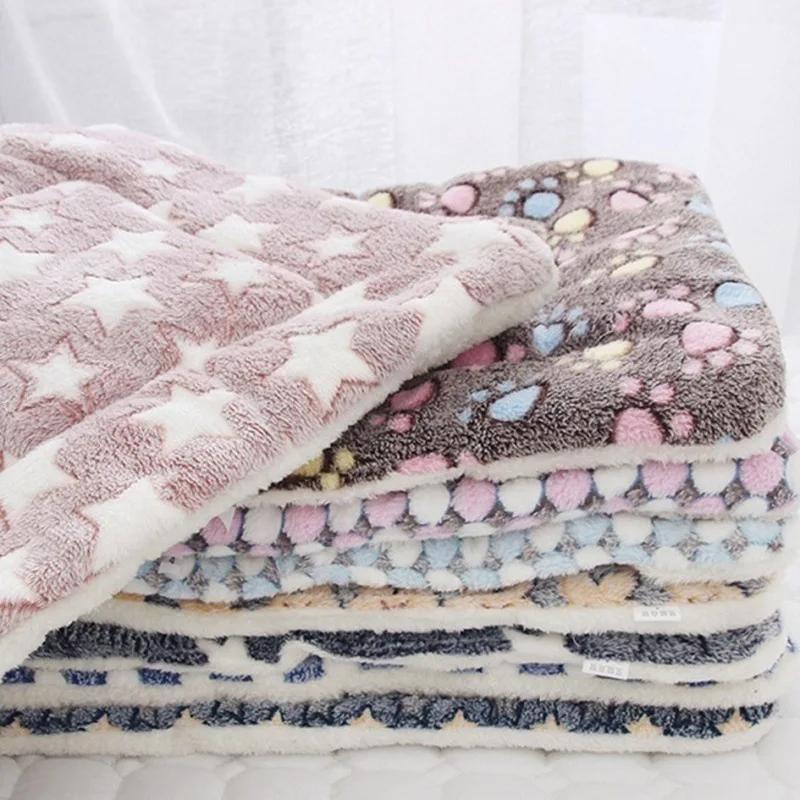 For Pet Sleeping Mat Dog Bed Cat Bed Soft Hair Thickened Blanket Pad Fleece Home Washable Warm Bear Pattern Blanket Pet Supplies