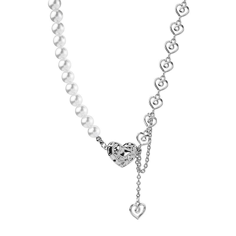 Elegant Korean Style Titanium Steel Heart Shaped Necklace With Pearl Chain Design
