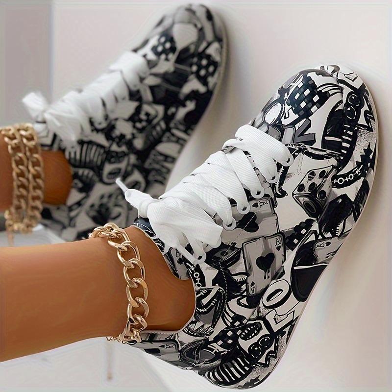 Fashion Painting Graffiti Big Size Sports Women's Shoes 2025 New Women's Outer Wear Lacing Comfortable Thick Bottom White Shoes