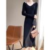 2025 Autumn/Winter Elegant Slim-Fit V-Neck Wool Knit Dress