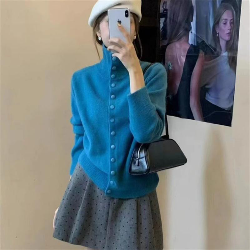 

Мягкий восковой свитер-водолазка с нежным ветром для женской осени и зимы, новая верхняя одежда, однобортный вязаный кардиган для женщин average size павлин голубой