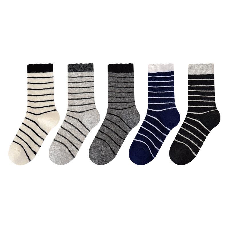 Thick and Warm Wool Socks for Women in Autumn and Winter, White Postpartum Winter Striped Trendy Socks, Dui Dui Socks