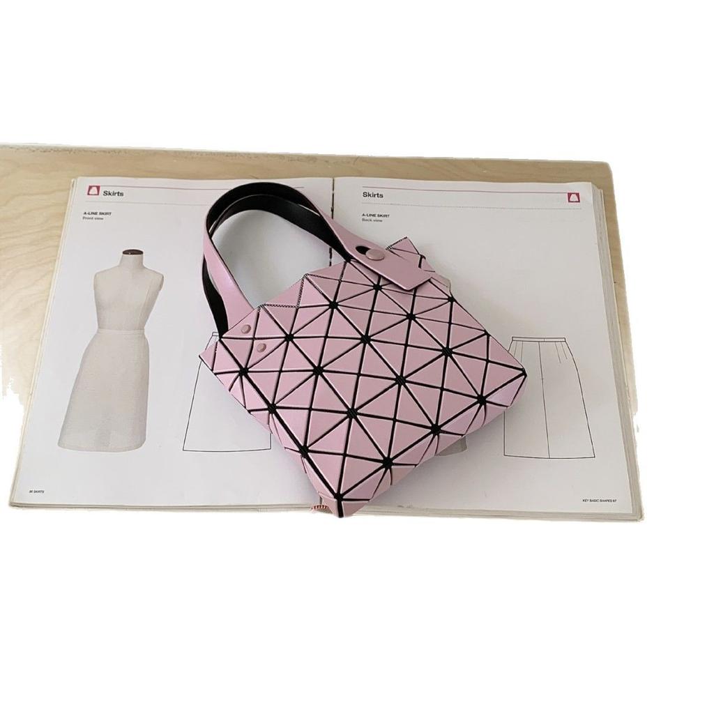 Fashion European and American Shopping Bags for Women's Fashionable Shoulder Bag Solid Color Splicing High-end Handbag