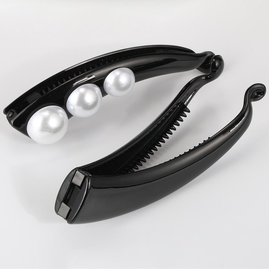 The Hairpin Is Elegant The Sweet Twist Clip At The Back of The Head The Moon-shaped Banana Clip and The Half-tied Ponytail Clip