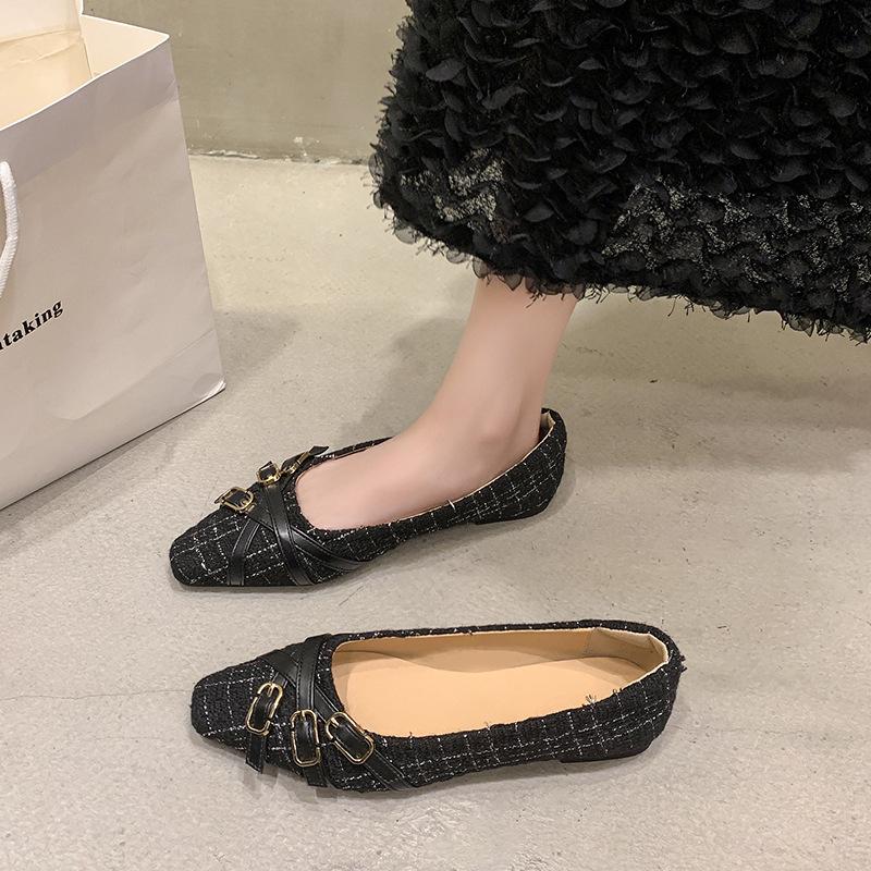 Retro Shallow Mouth Small Square Head Flat Shoes Women's Shoes 2025 New Spring and Autumn Lazy Shoes French Belt Buckle Women's Single Shoes