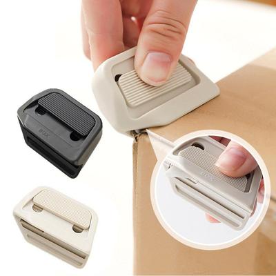Magnetischer Keramik-Kartonschneider Einziehbarer Kartonschneider Rechter Winkel Nut Tragbarer Sicherheits-Paketboxöffner Für den täglichen Gebrauch