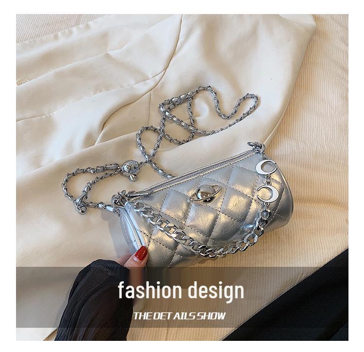 Luxury Diamond Lattice Chain Crossbody Bag: Fashion-Forward, Versatile Round Cylinder for Women