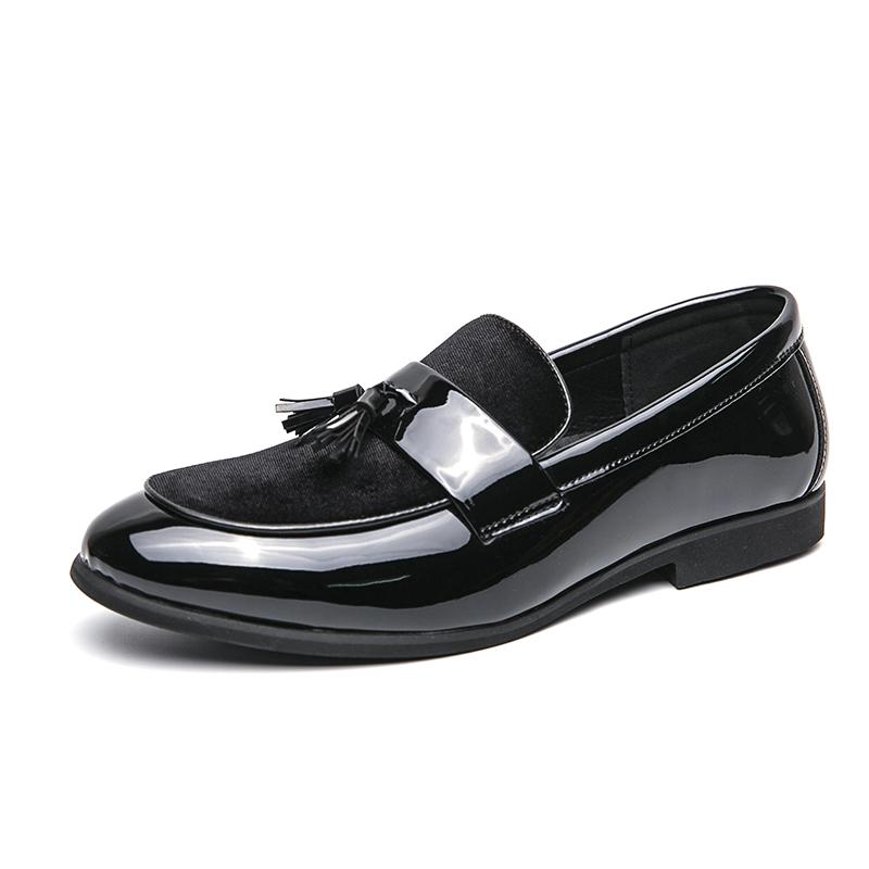 Punk Style Loafers with Tassel Casual Leather Men's Slip On Shoes Comfortable Male Driving Footwear Breathable Man Dress Flats