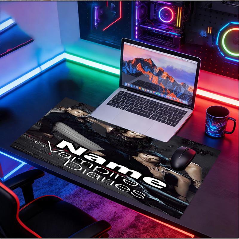 Custom Name Personalized horror theme Pattern Mousepad, Laptop PC Desk Mat, Decorative Desk Mat for Home Keyboard Pad Gift