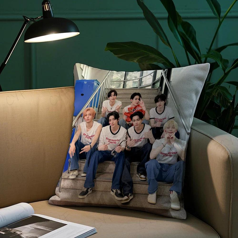 Boy Team E-Enhypen Pillow Case Pillowcase Anti-Dustmite Pillow Invisible Zipper Silky Short Plush Sofa Cushion Cover