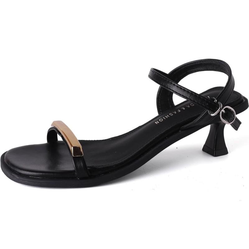 Fashion platform sandals for women's spring and summer new models with open-toed thin heels and one-button women's shoes trend