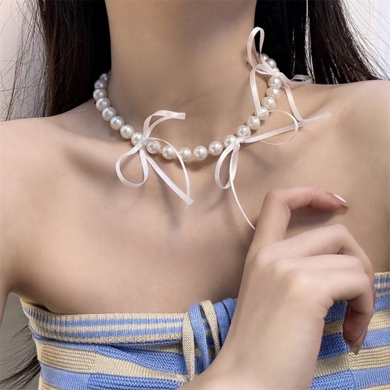 Fashion Elegant Ribbon Bowknot Short Necklace Pearl Clavicle Chain Choker Necklace Statement Jewelry Neck Chain