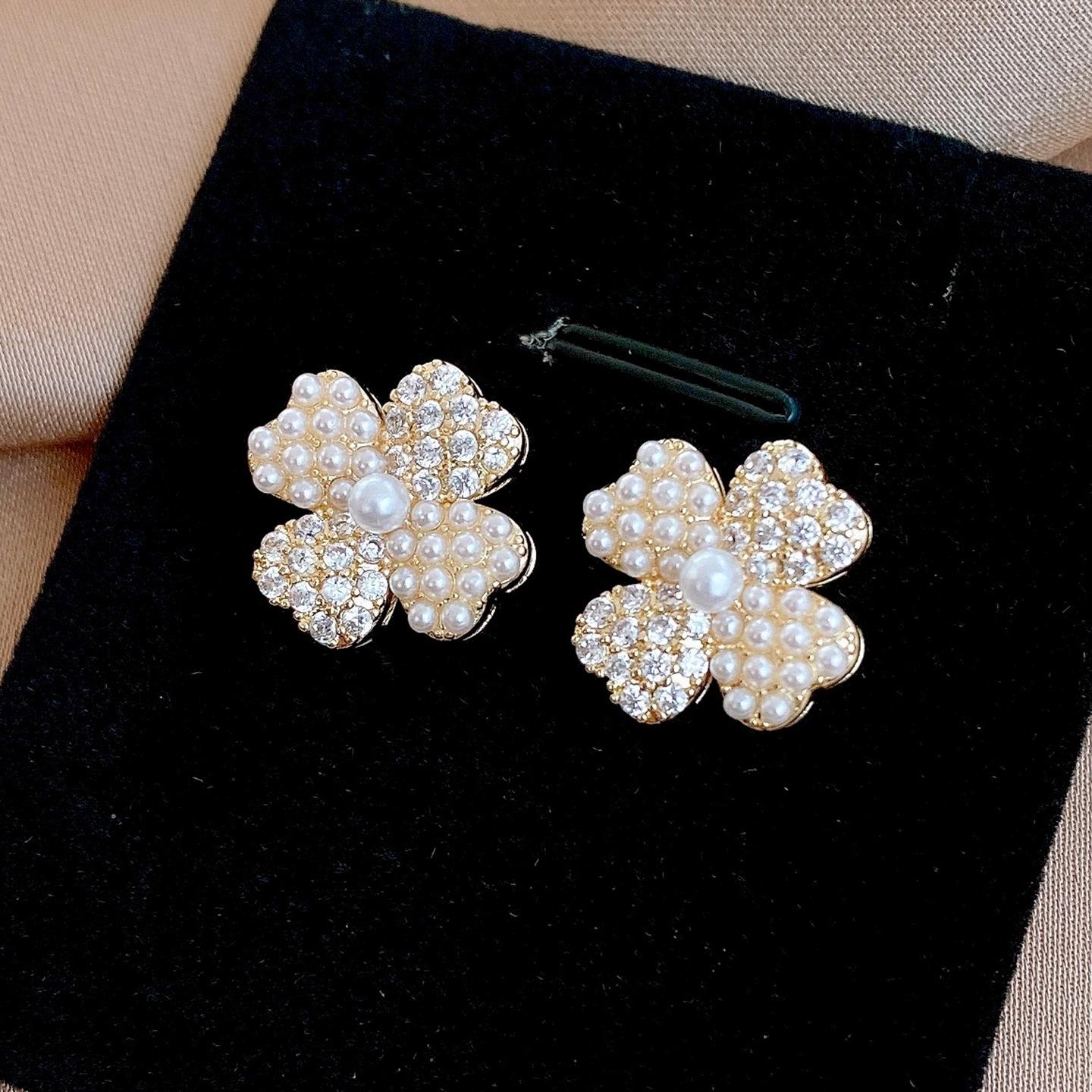 14k electroplated Korean version of zircon flower pearl stud earrings simple earrings women