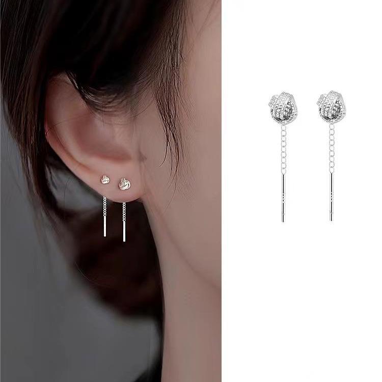 Ruyi Knot High-End Cartilage Studs: Versatile Fashion Ear Accessories for Daily Commute and Casual Style