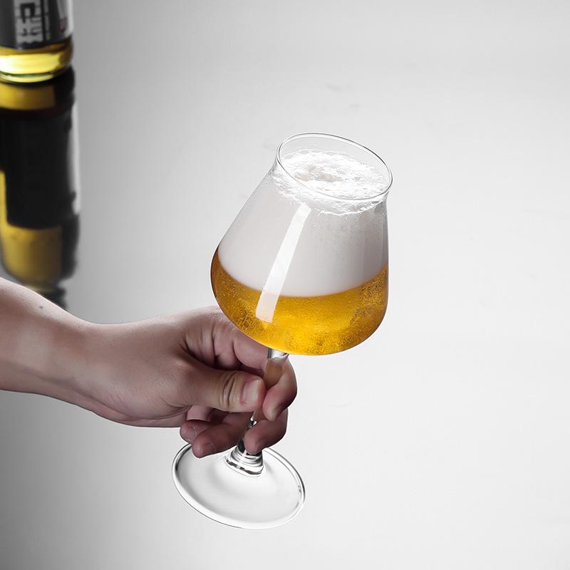 High-Stemmed Exquisite Transparent Wine Glasses for Hotel and Bar Use