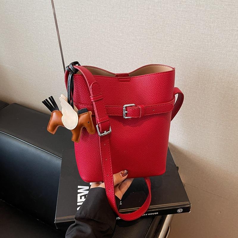 High-end fashion lychee pattern small bag women's new versatile commuter messenger bag shoulder bucket bag