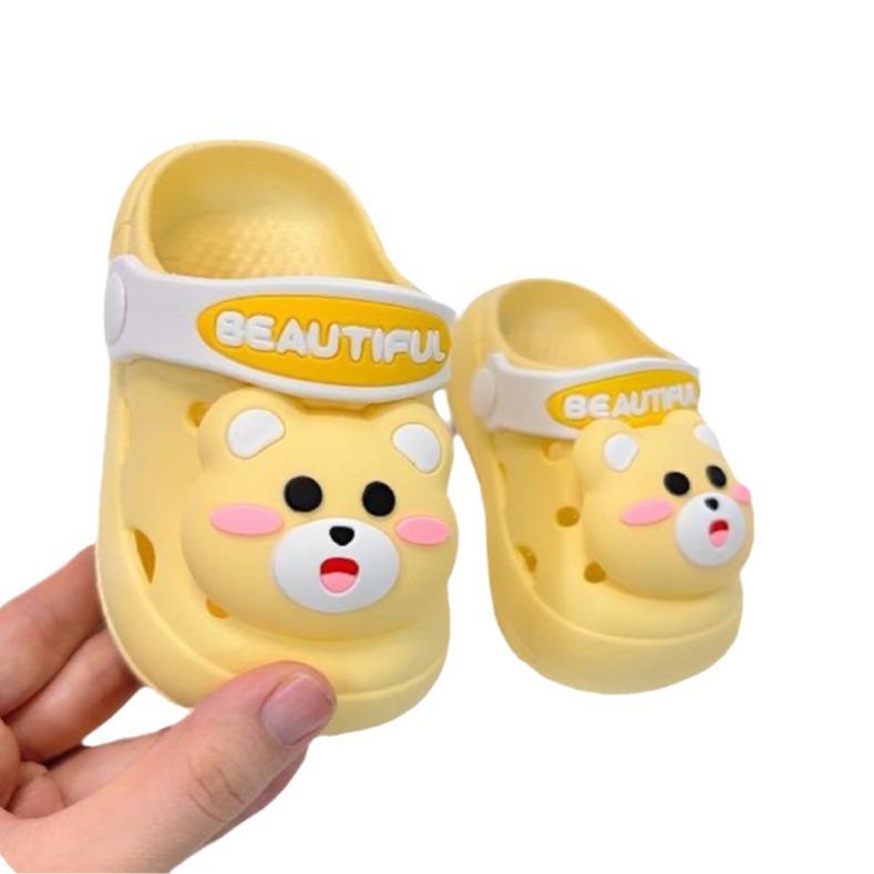 New summer indoor sandals, cute soft-soled baby slippers, boys' perforated closed-toe non-slip shoes, girls' outdoor wear children's shoes